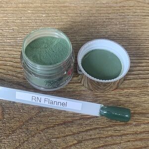 Revel Nail Dip Powder Flannel .5 oz jar